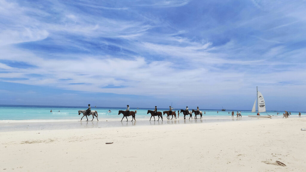 Stunning turquoise waters and white sandy beach in Zanzibar